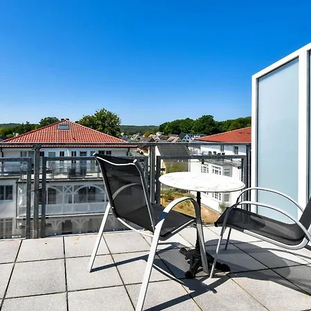 Penthouse Fuer 2 Bis 3 Personen Mit Herrlichen Blick Ueber Ostseebad Lägenhet