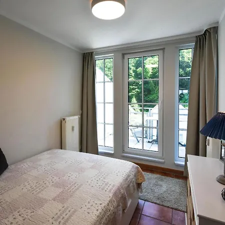 Penthouse Fuer 2 Bis 3 Personen Mit Herrlichen Blick Ueber Ostseebad *