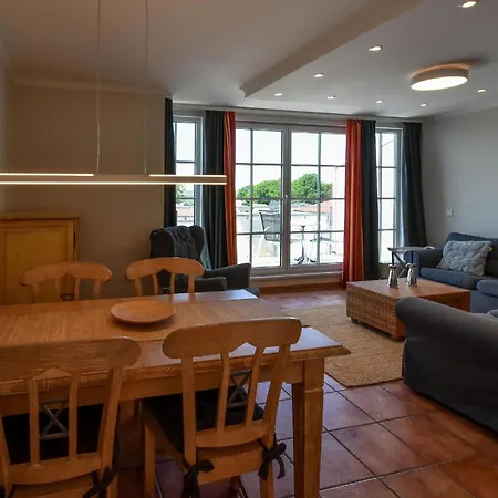Penthouse Fuer 2 Bis 3 Personen Mit Herrlichen Blick Ueber Ostseebad Apartamento