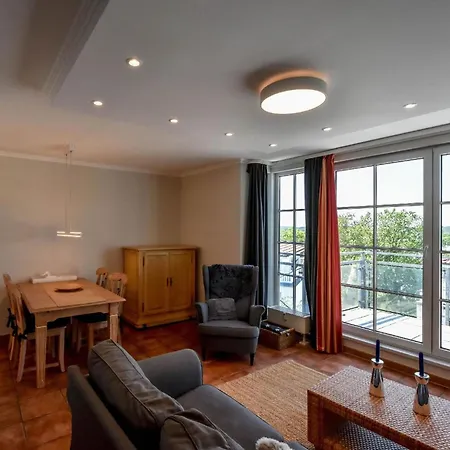 Penthouse Fuer 2 Bis 3 Personen Mit Herrlichen Blick Ueber Ostseebad Apartamento